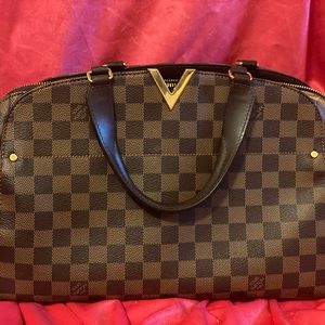 Authentic LOUIS VUITTON Damier Ebene Kensington Bowling Bag includes strap